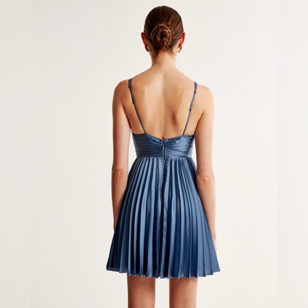 A&F Giselle Pleated Mini Dress - Picture 6 of 8